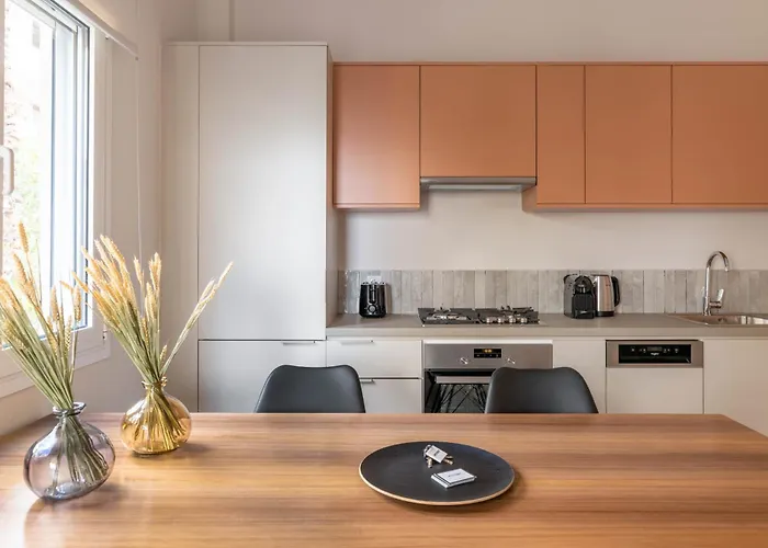 Premium Apartments In Paleo Faliro By Upstreet