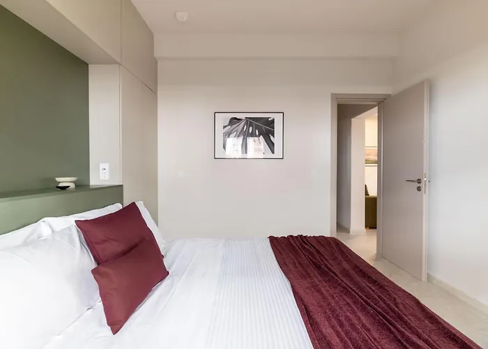 Premium Apartments In Paleo Faliro By Upstreet