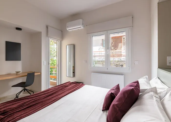 Premium Apartments In Paleo Faliro By Upstreet